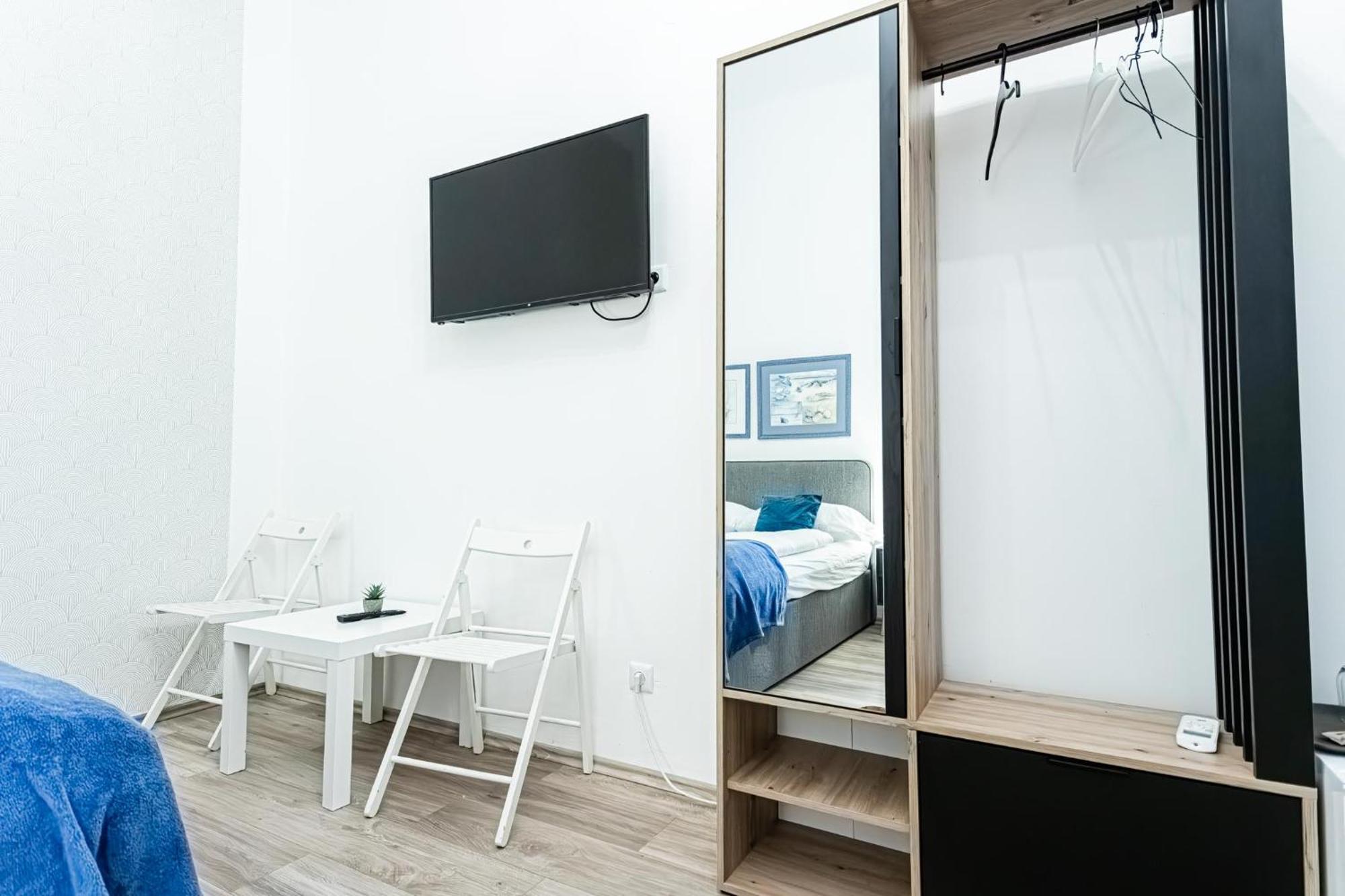 Mariahilfer Boutique Rooms - Virtual Reception & Self-Checkin Wina Bagian luar foto