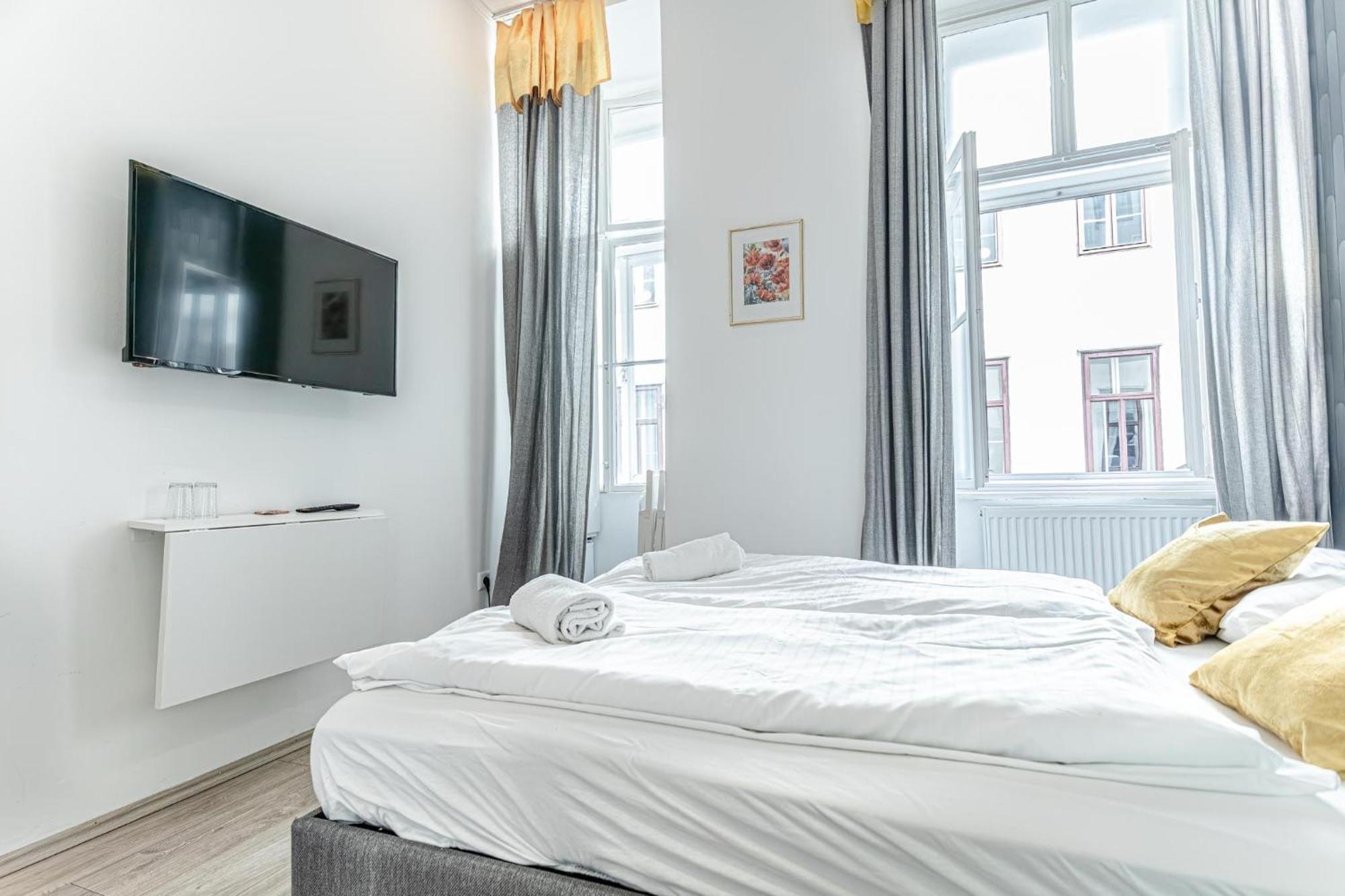 Mariahilfer Boutique Rooms - Virtual Reception & Self-Checkin Wina Bagian luar foto