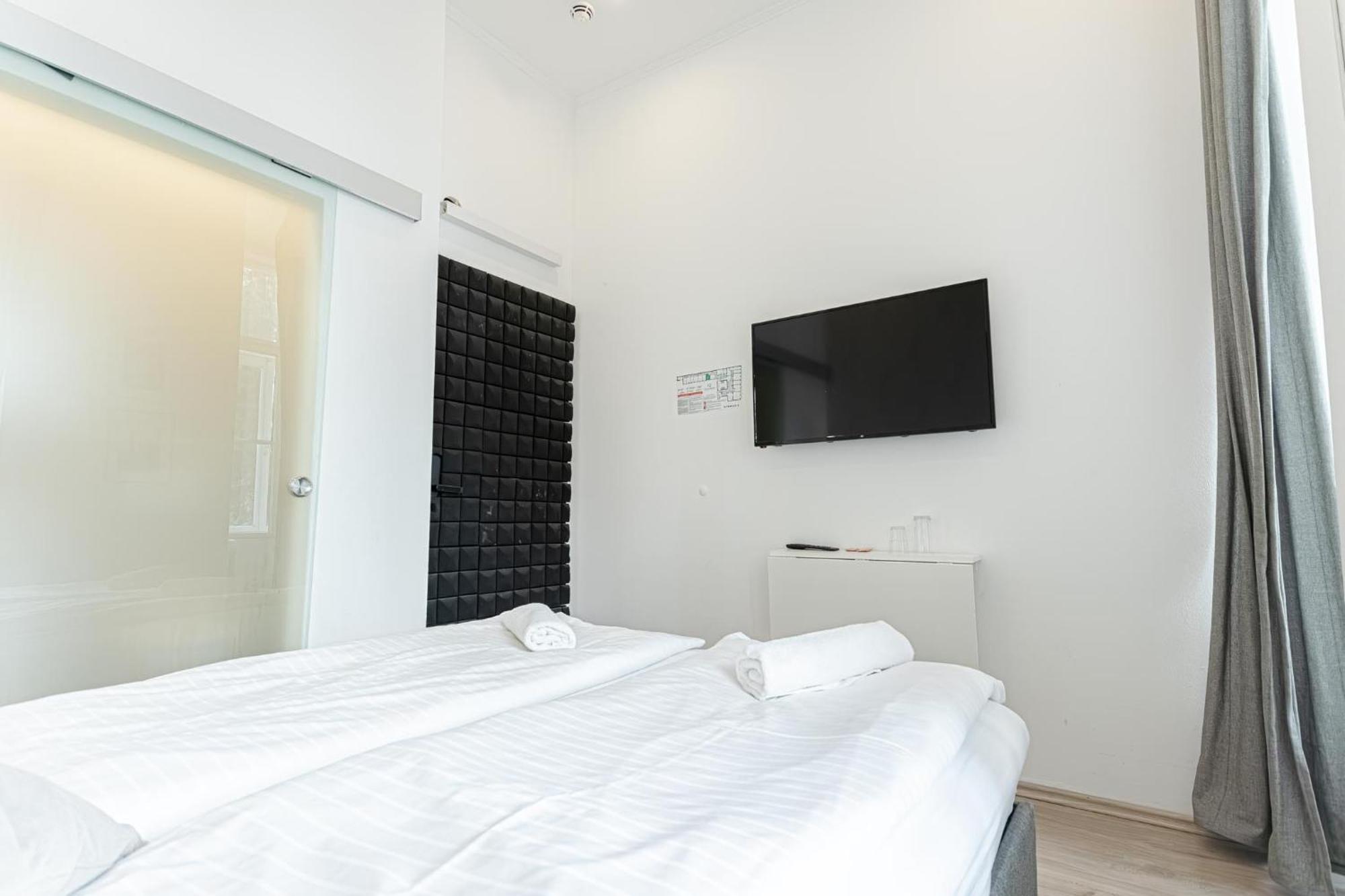 Mariahilfer Boutique Rooms - Virtual Reception & Self-Checkin Wina Bagian luar foto