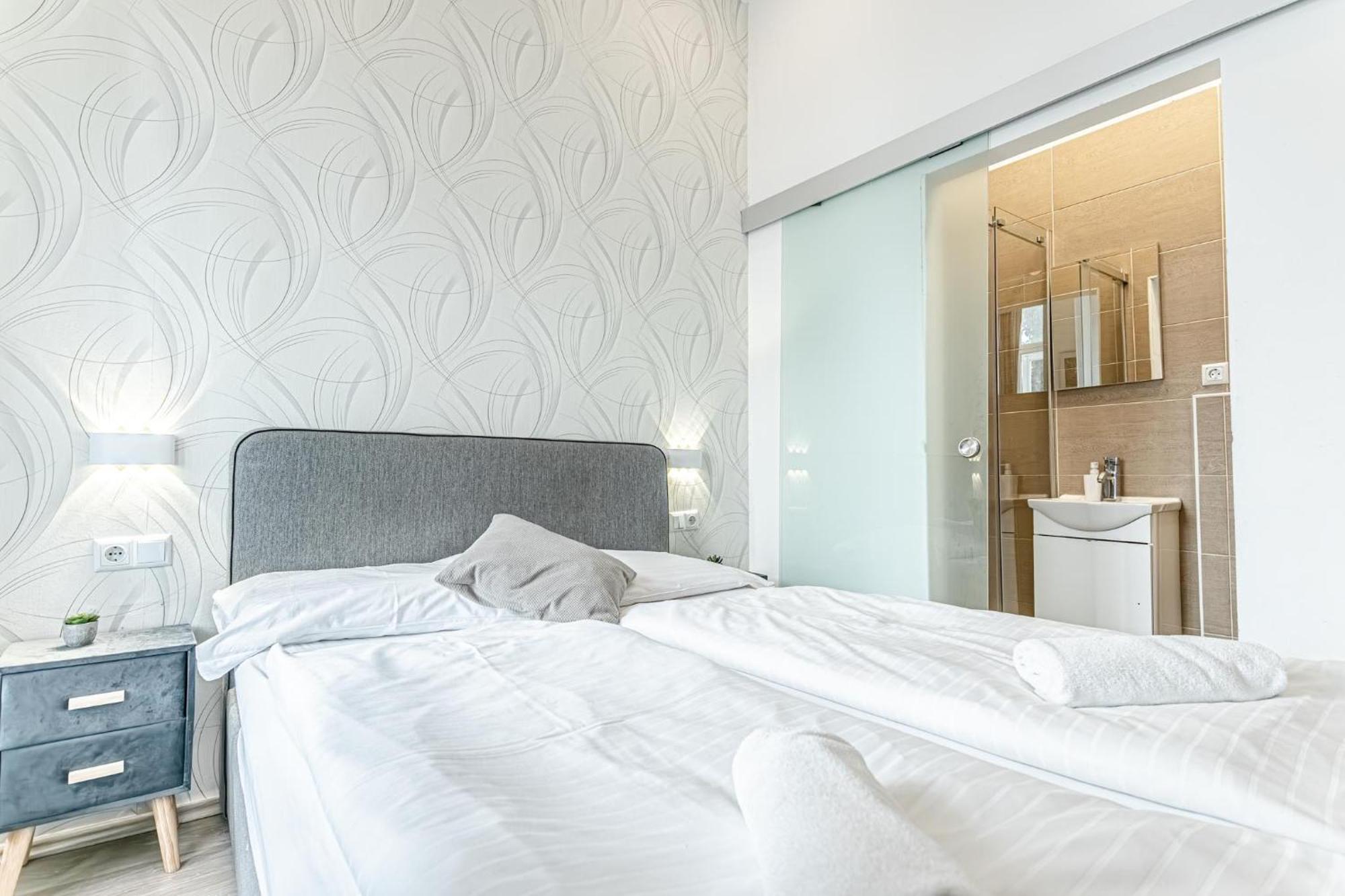 Mariahilfer Boutique Rooms - Virtual Reception & Self-Checkin Wina Bagian luar foto