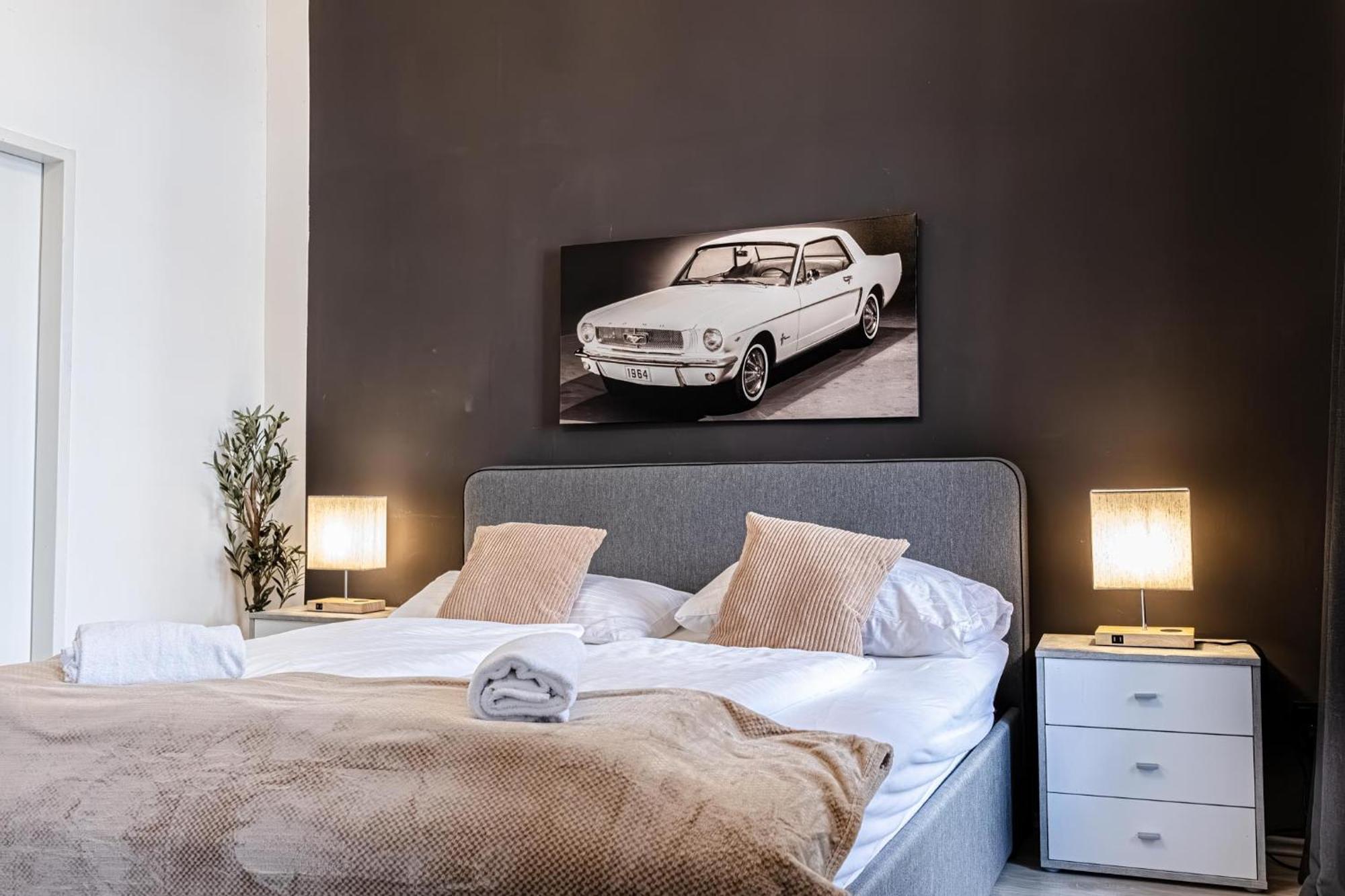 Mariahilfer Boutique Rooms - Virtual Reception & Self-Checkin Wina Bagian luar foto
