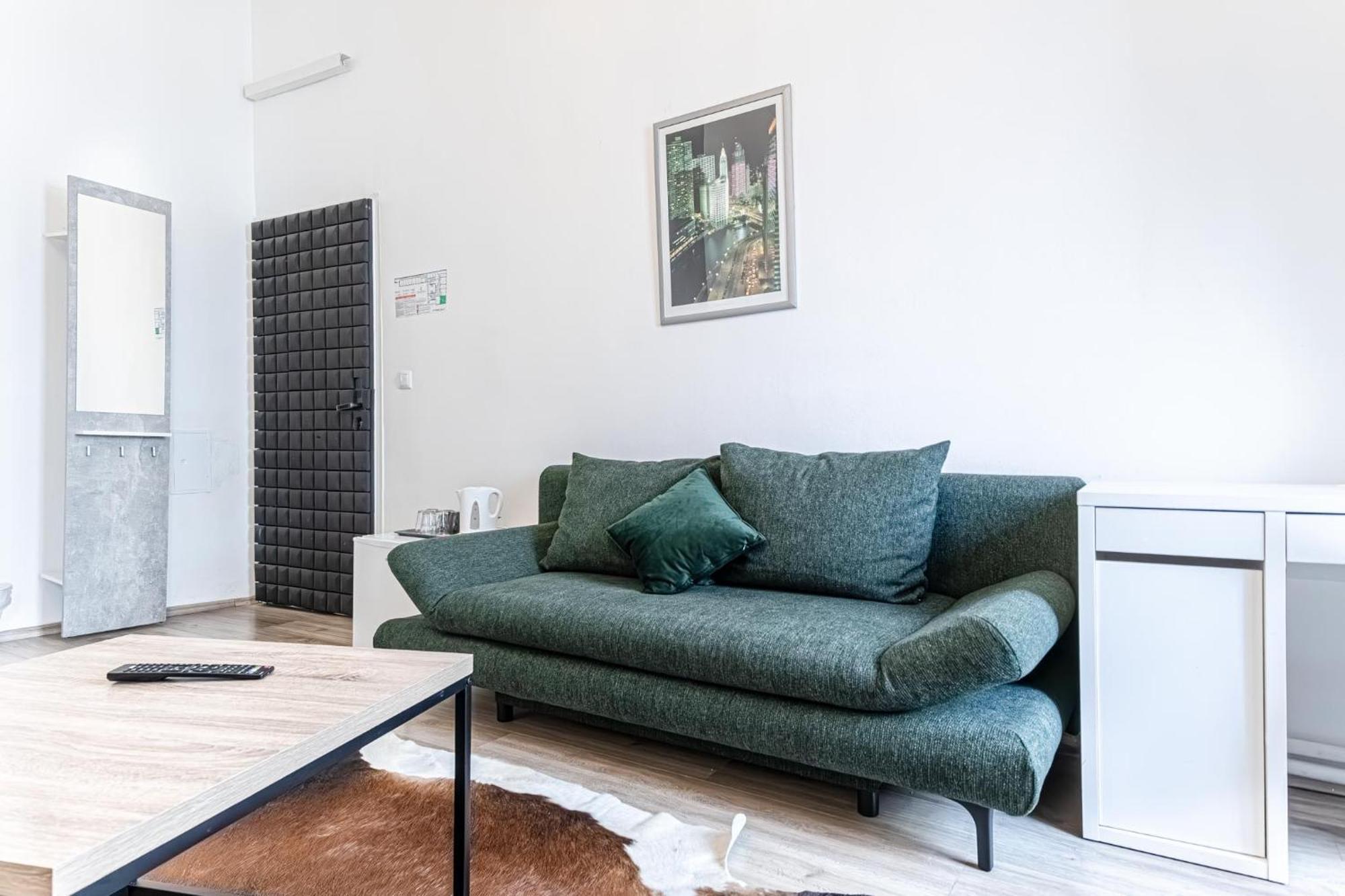 Mariahilfer Boutique Rooms - Virtual Reception & Self-Checkin Wina Bagian luar foto