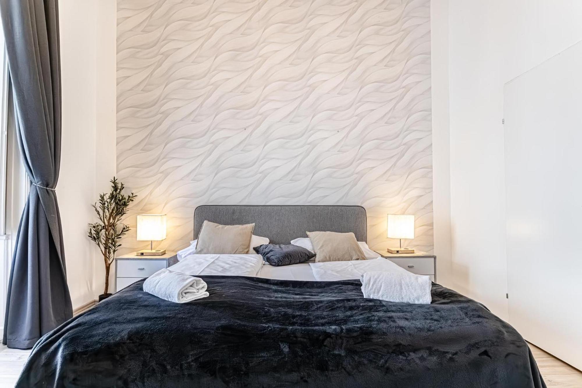 Mariahilfer Boutique Rooms - Virtual Reception & Self-Checkin Wina Bagian luar foto