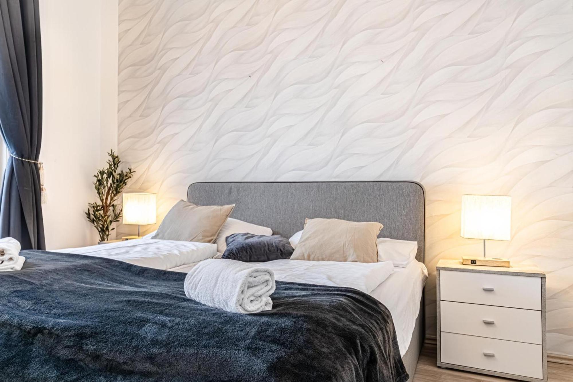 Mariahilfer Boutique Rooms - Virtual Reception & Self-Checkin Wina Bagian luar foto